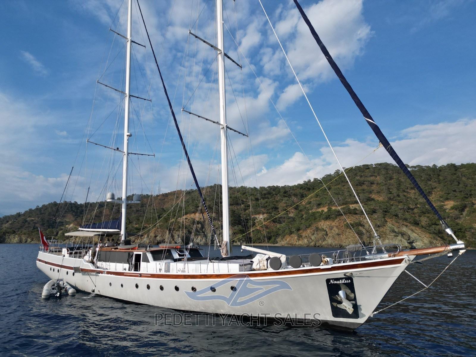 custom goletta Nautilus goletta 38
