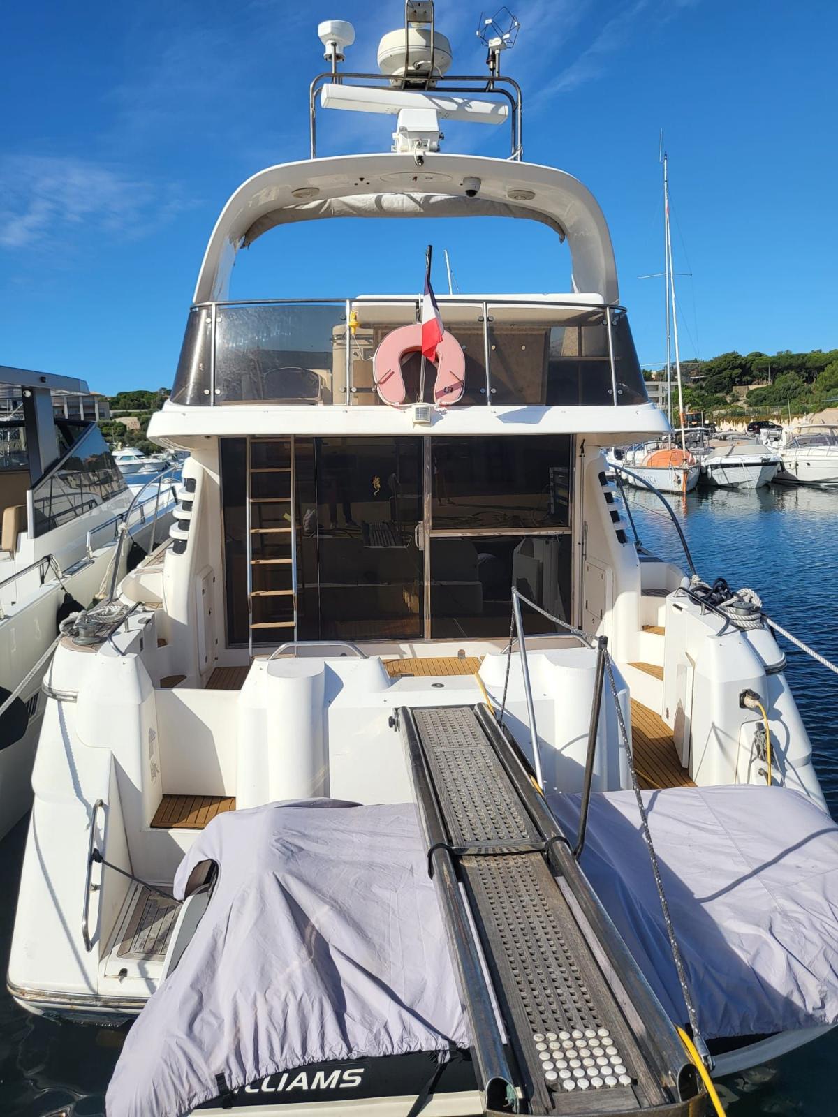 fairline Squadron 56