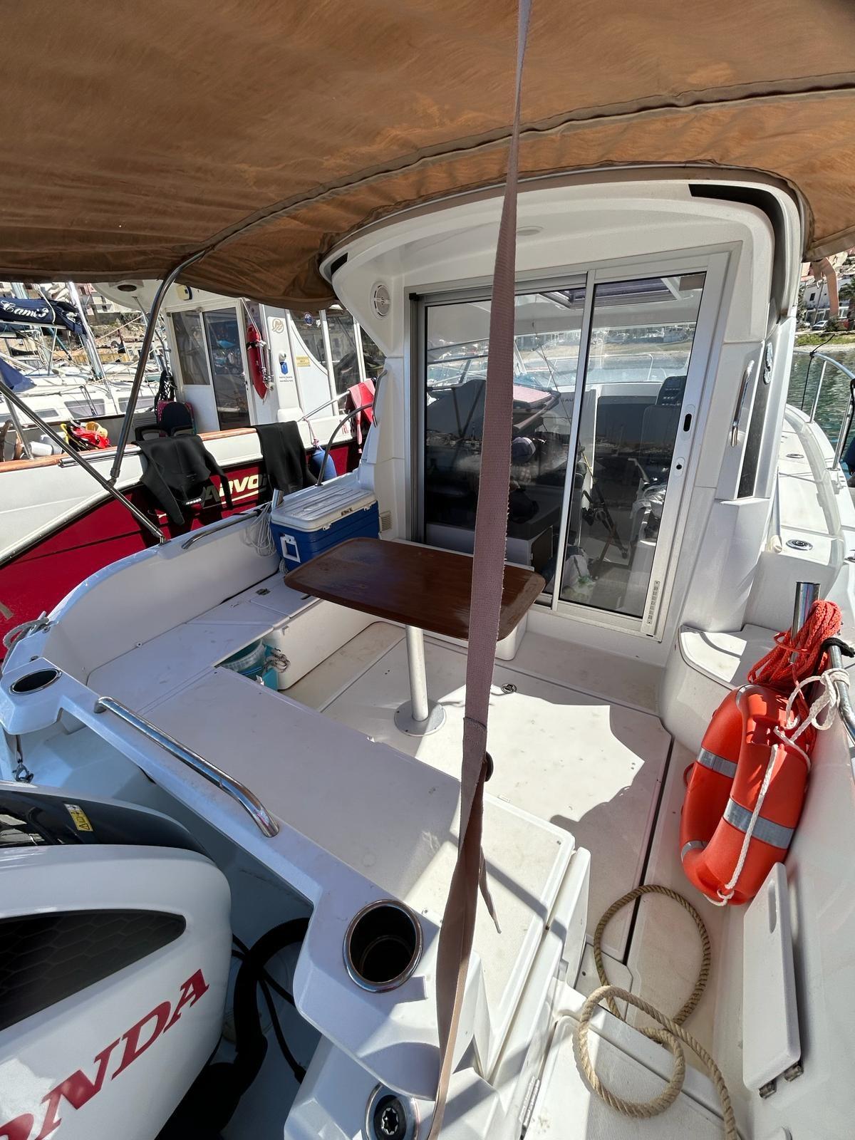 beneteau Antares 8