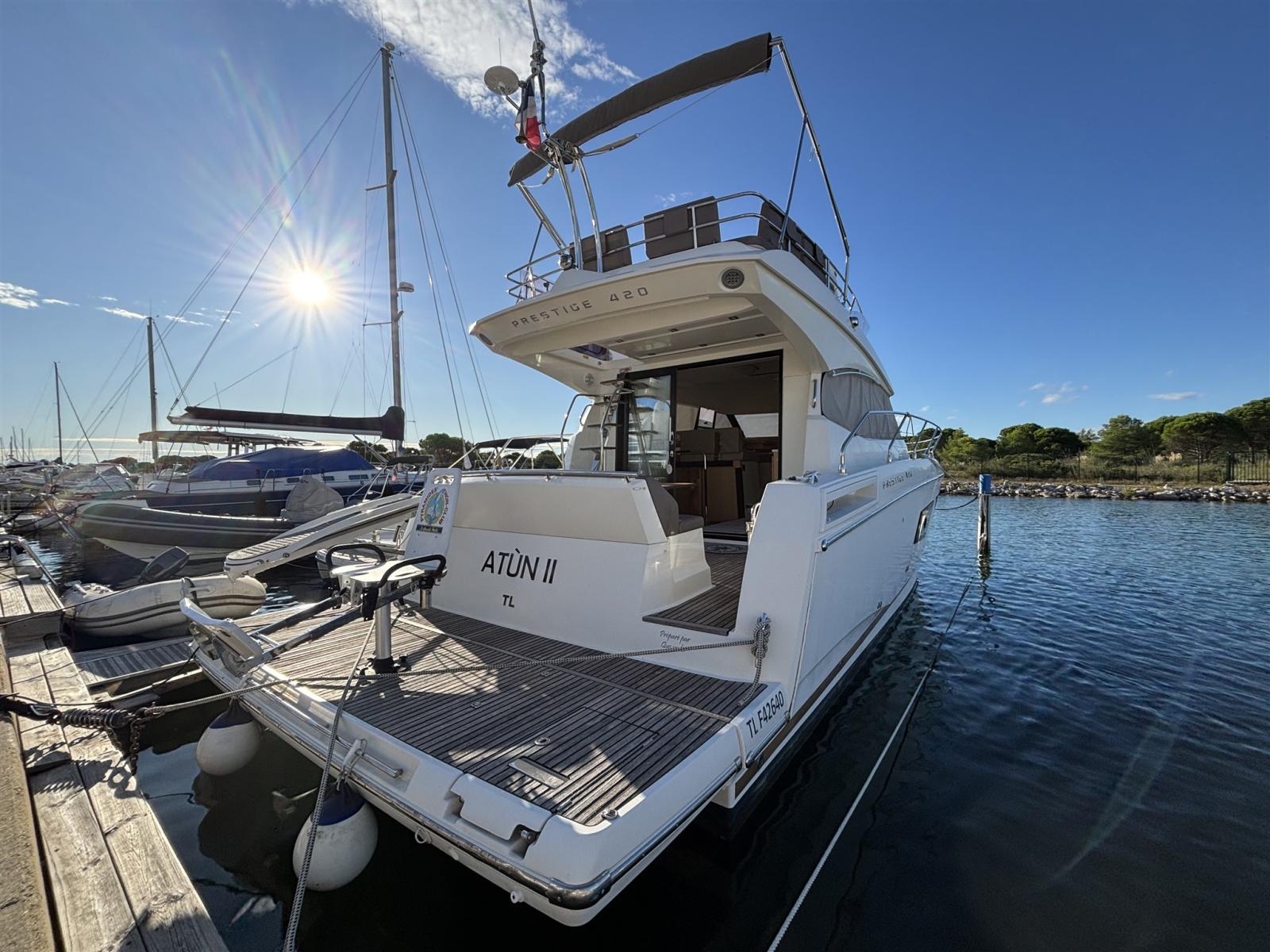 jeanneau Prestige 420 fly