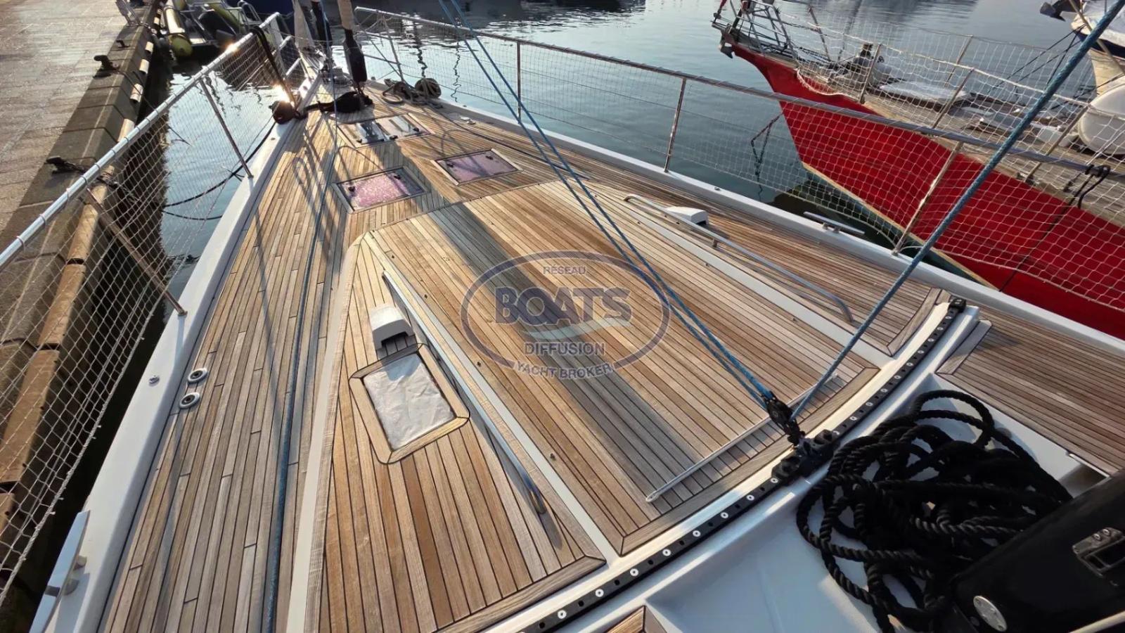 beneteau Oceanis 62