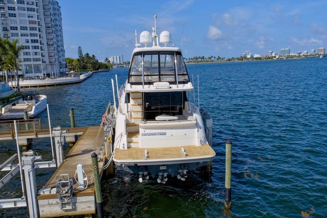 sea ray L590 Fly