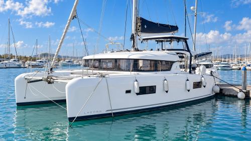 Lagoon 42