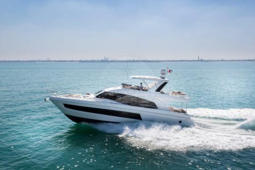 Gulf craft majesty 62