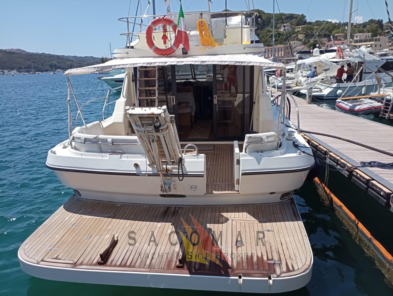 marine project Princess 45 fly