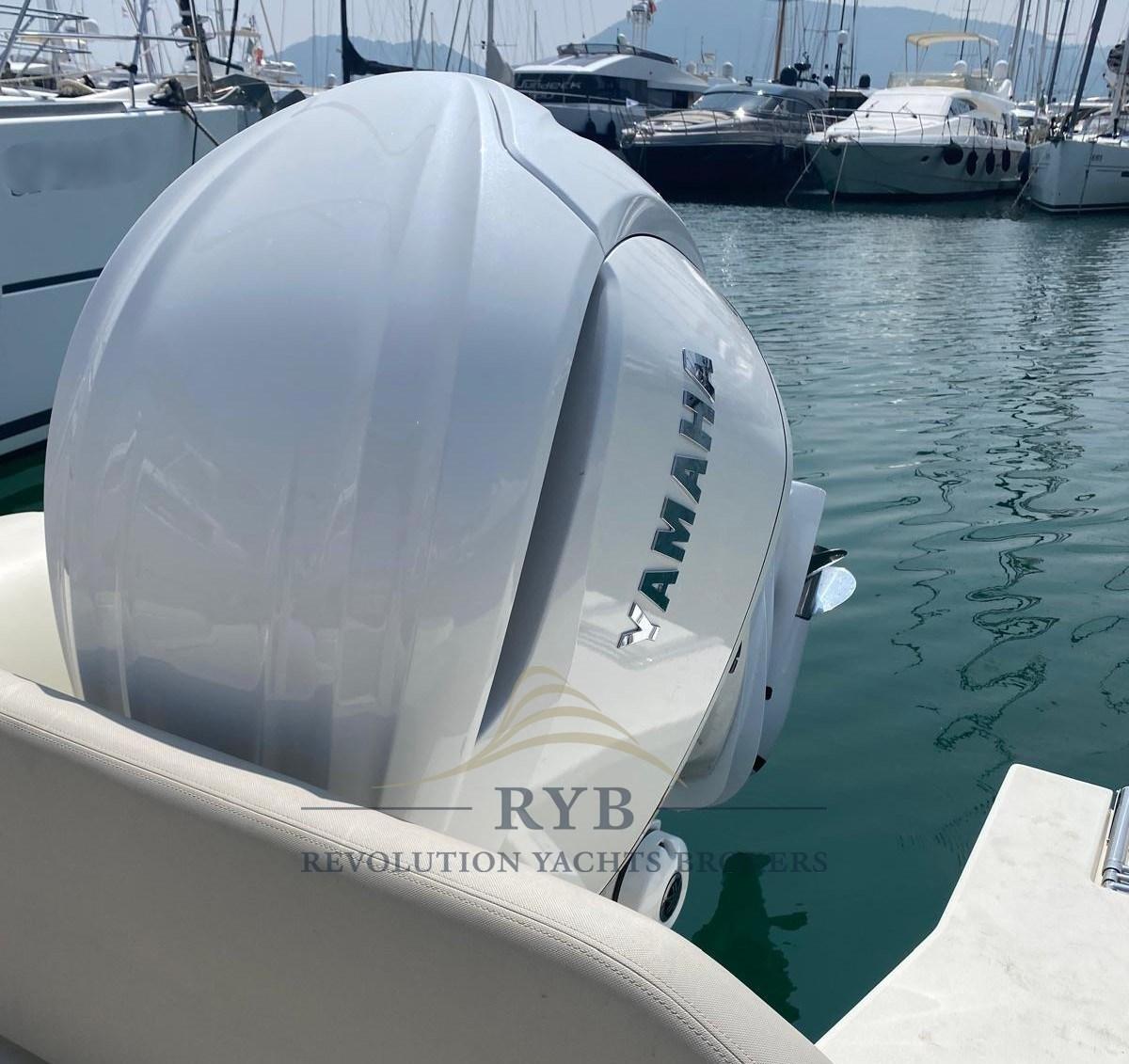 capelli Tempest 900 luxe