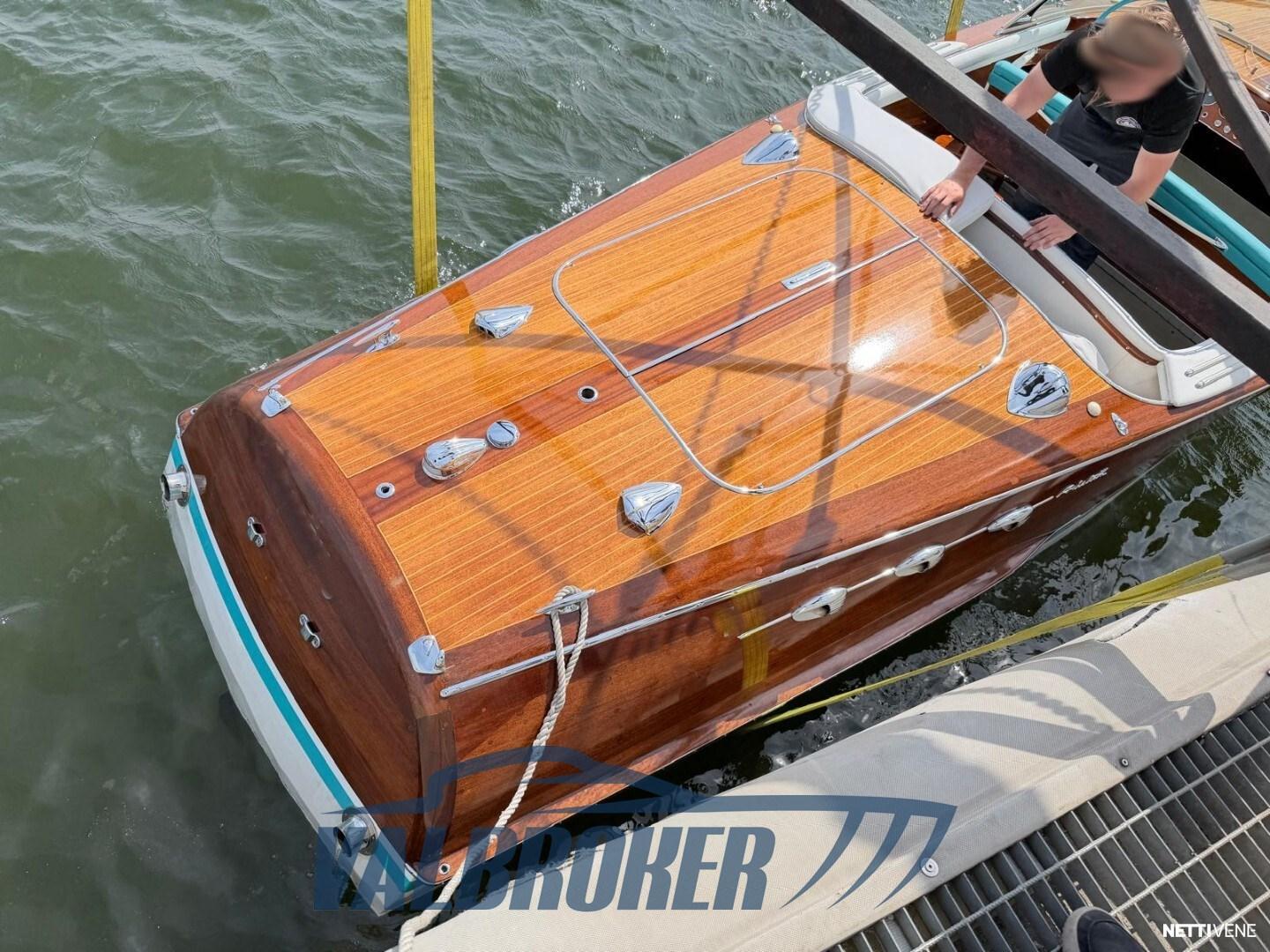 riva Ariston