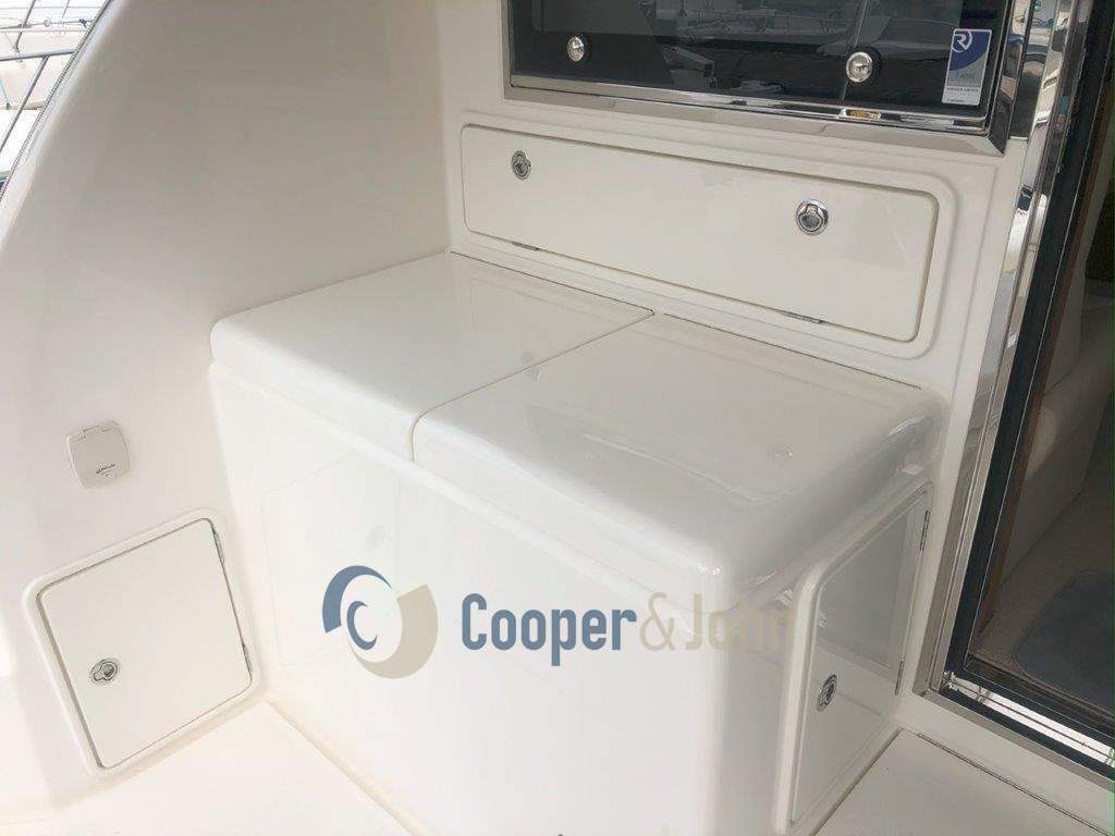 riviera marine 45 flybridge