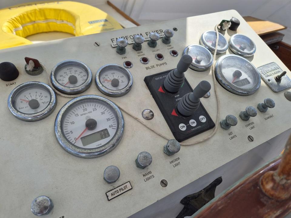 Corinthian 52
