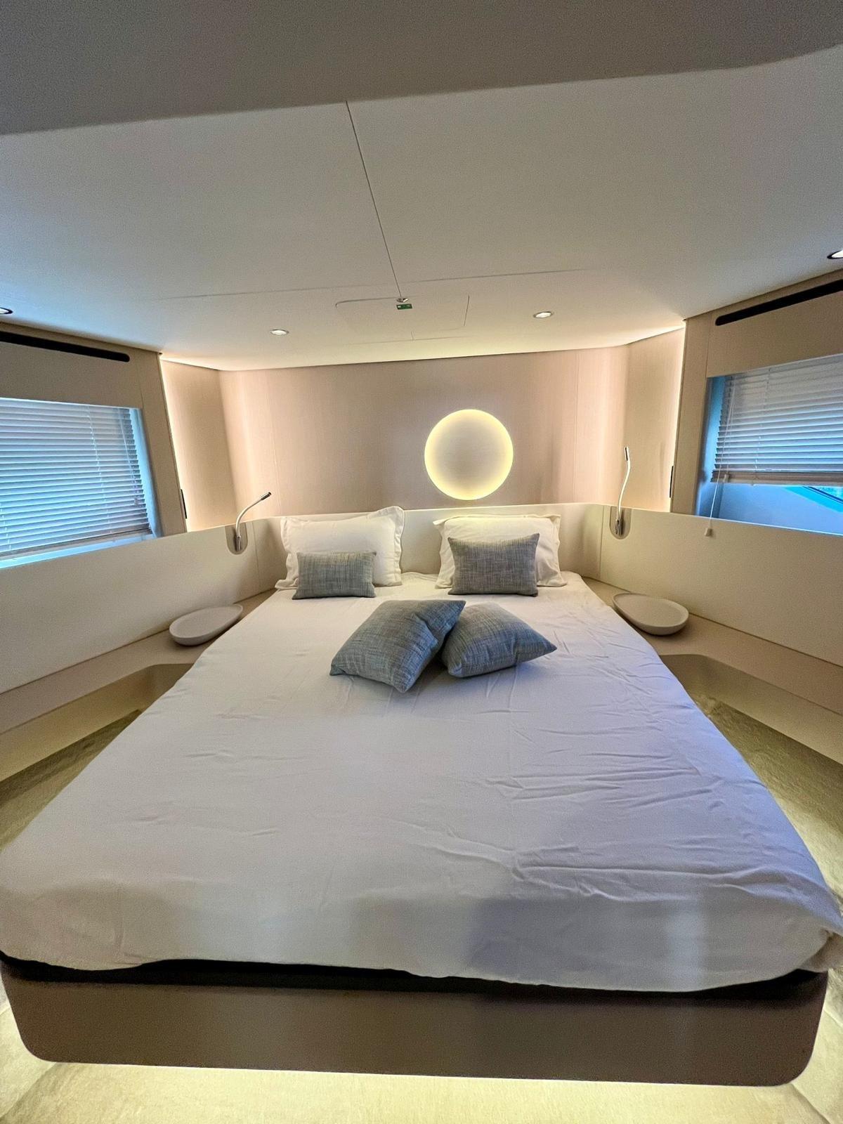 azimut 68 flybridge