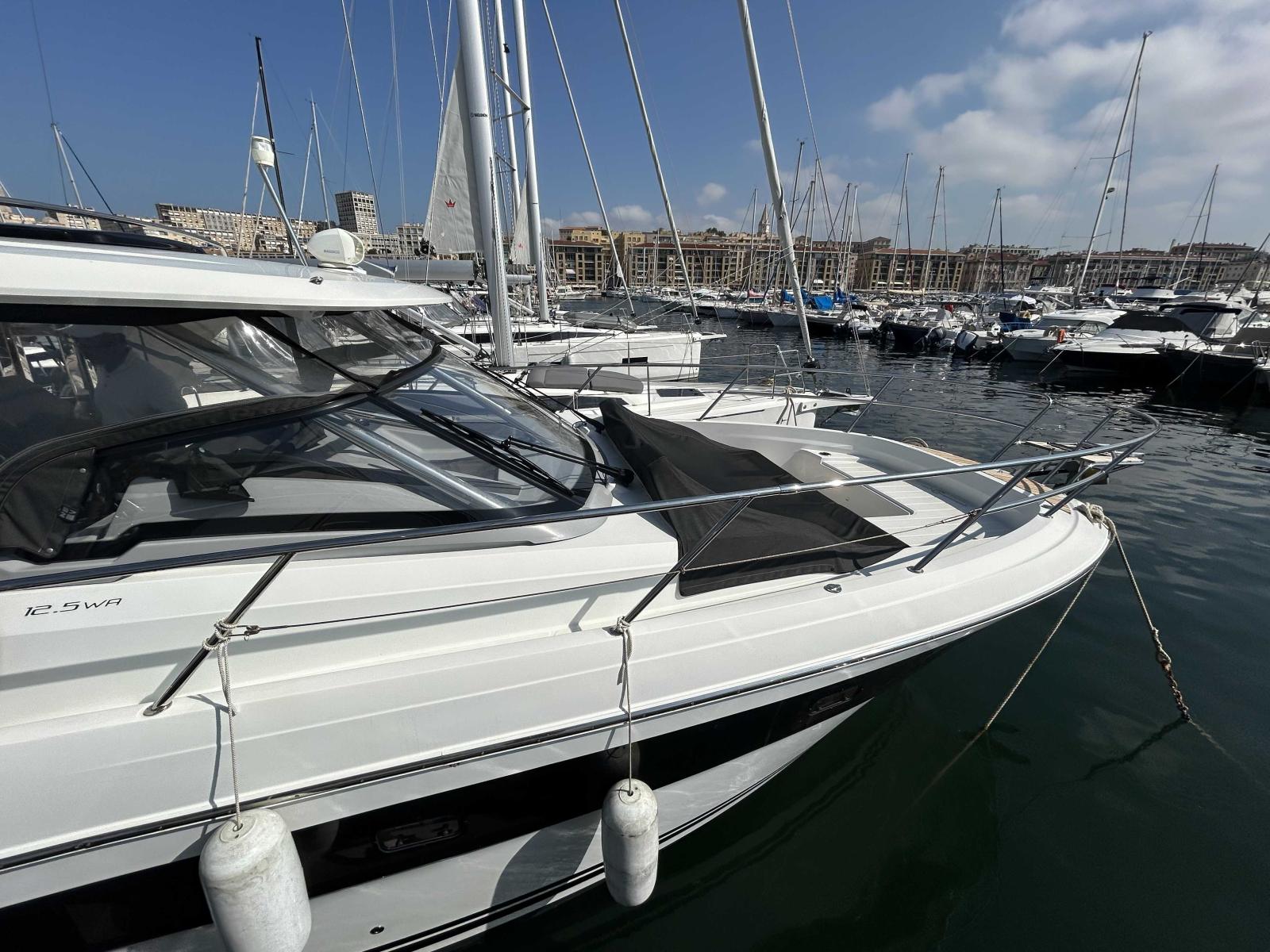 jeanneau Cap camarat 12.5 wa