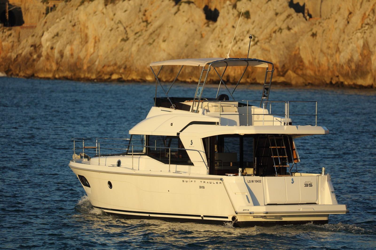 beneteau Swift trawler 35