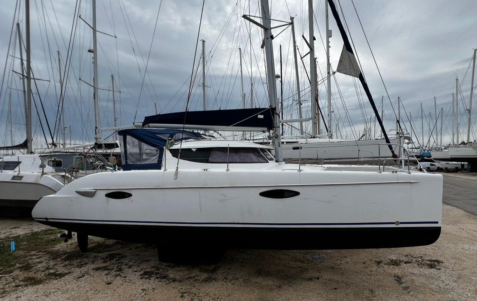 fountaine pajot Lavezzi 40