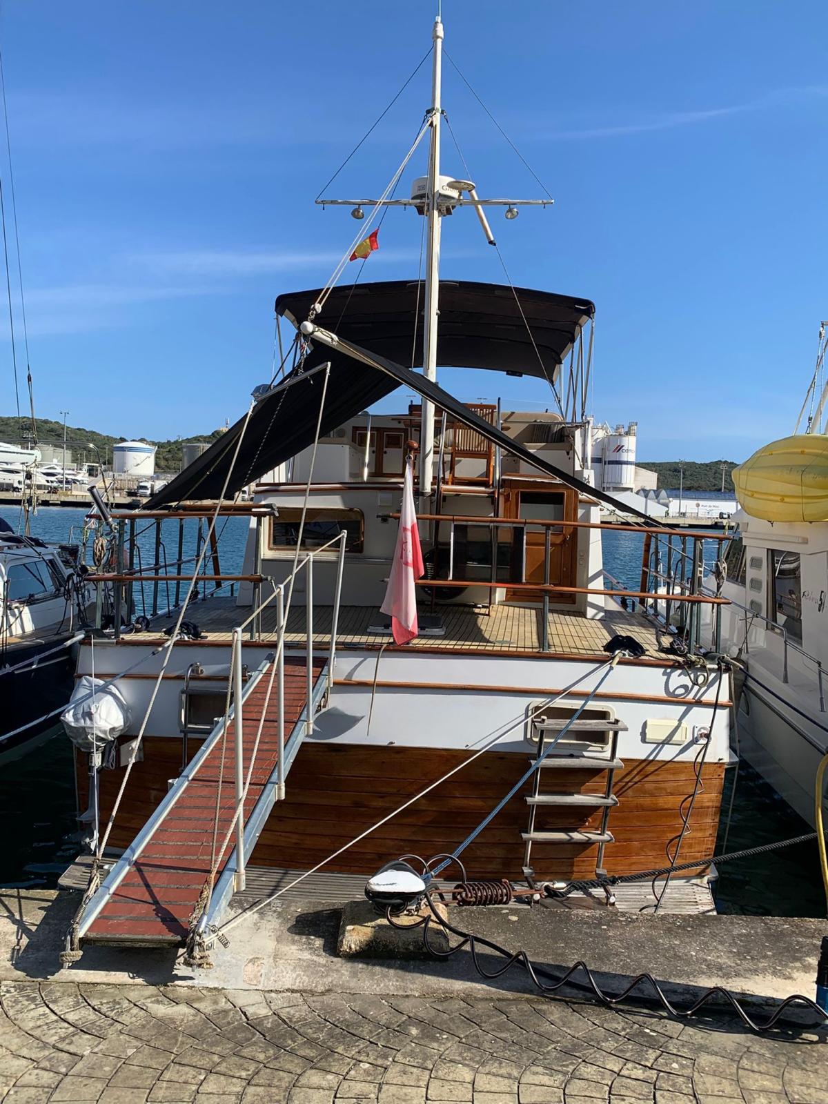 kong and halversen hk Island gypsy 44
