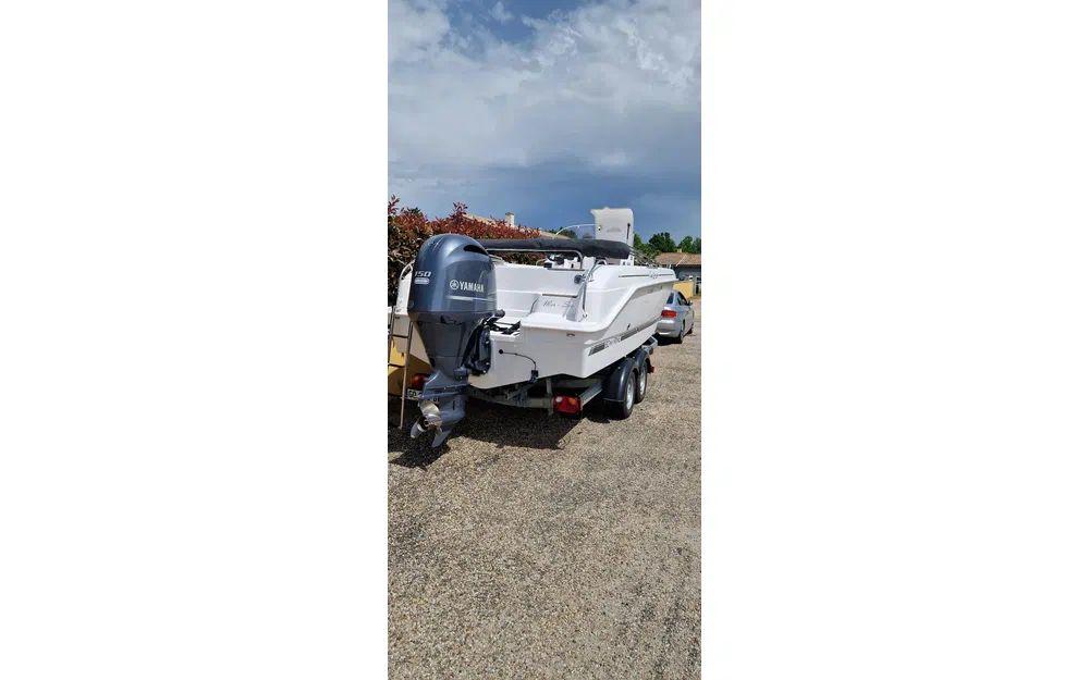 b2 marine Cap ferret 652