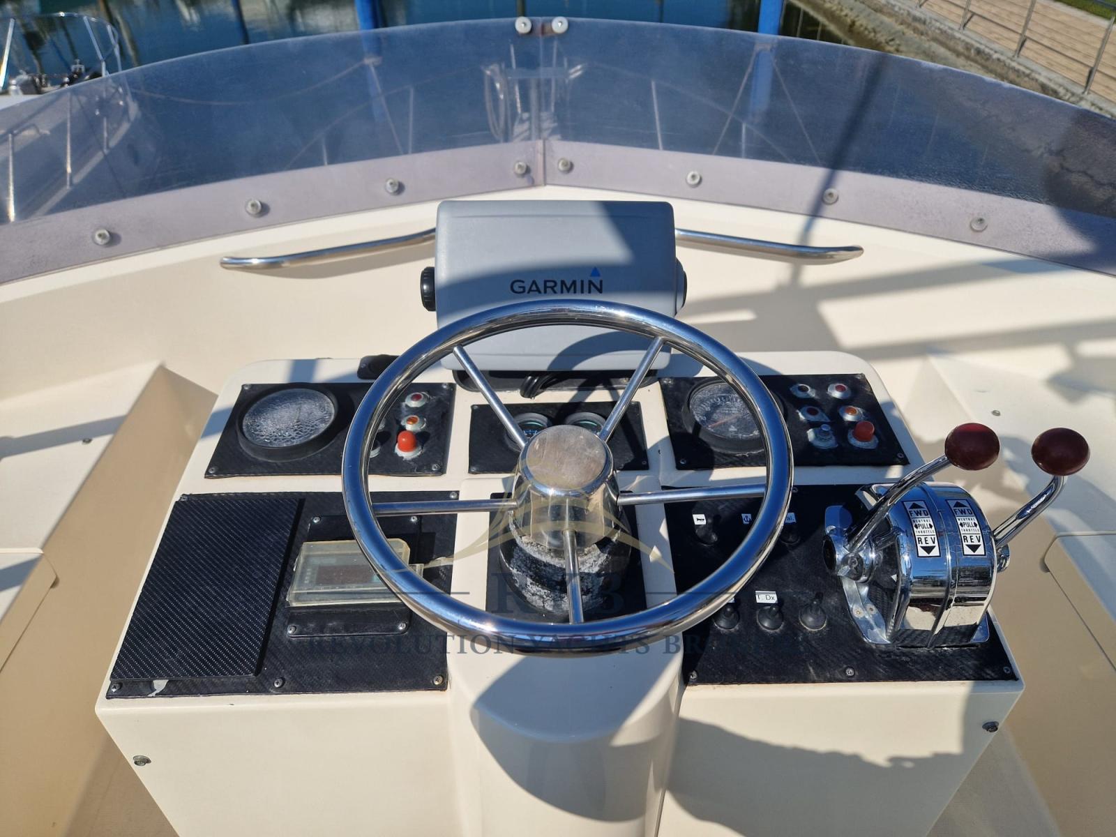 finnautica Bellcraft arciere 33 fly
