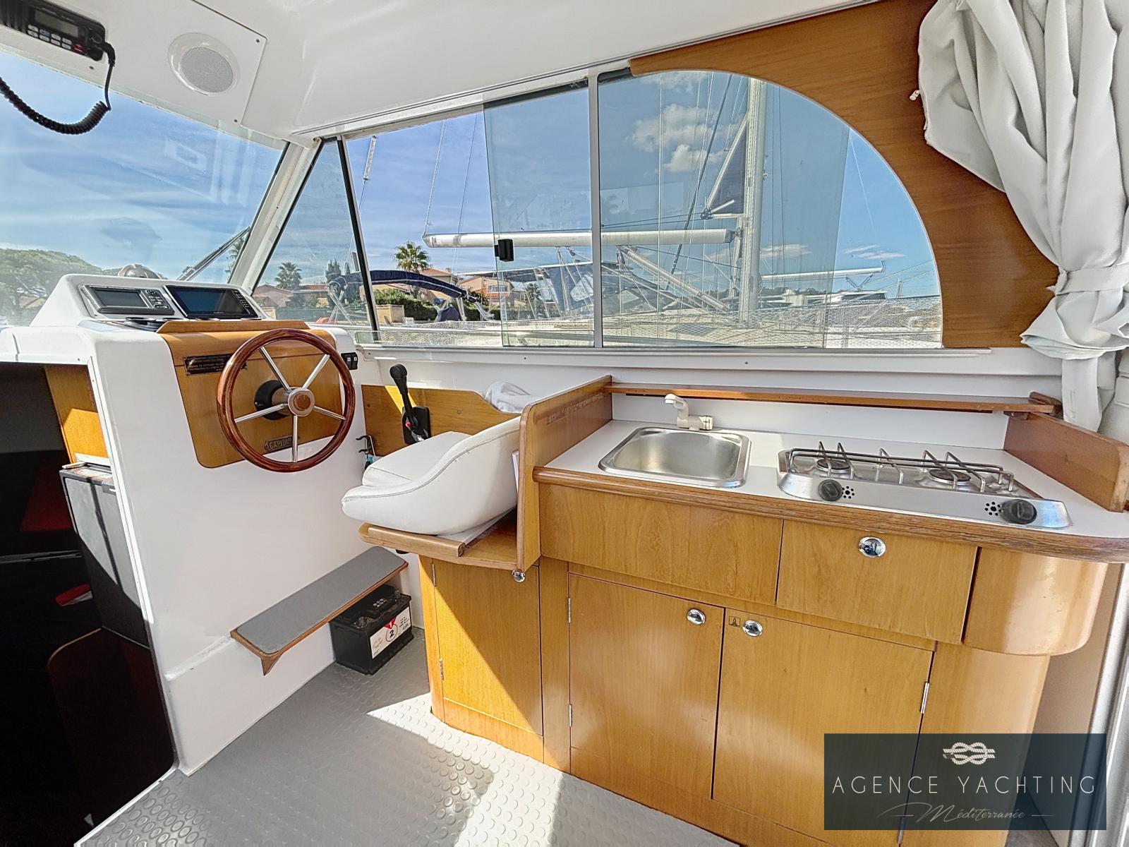 beneteau Antares 760