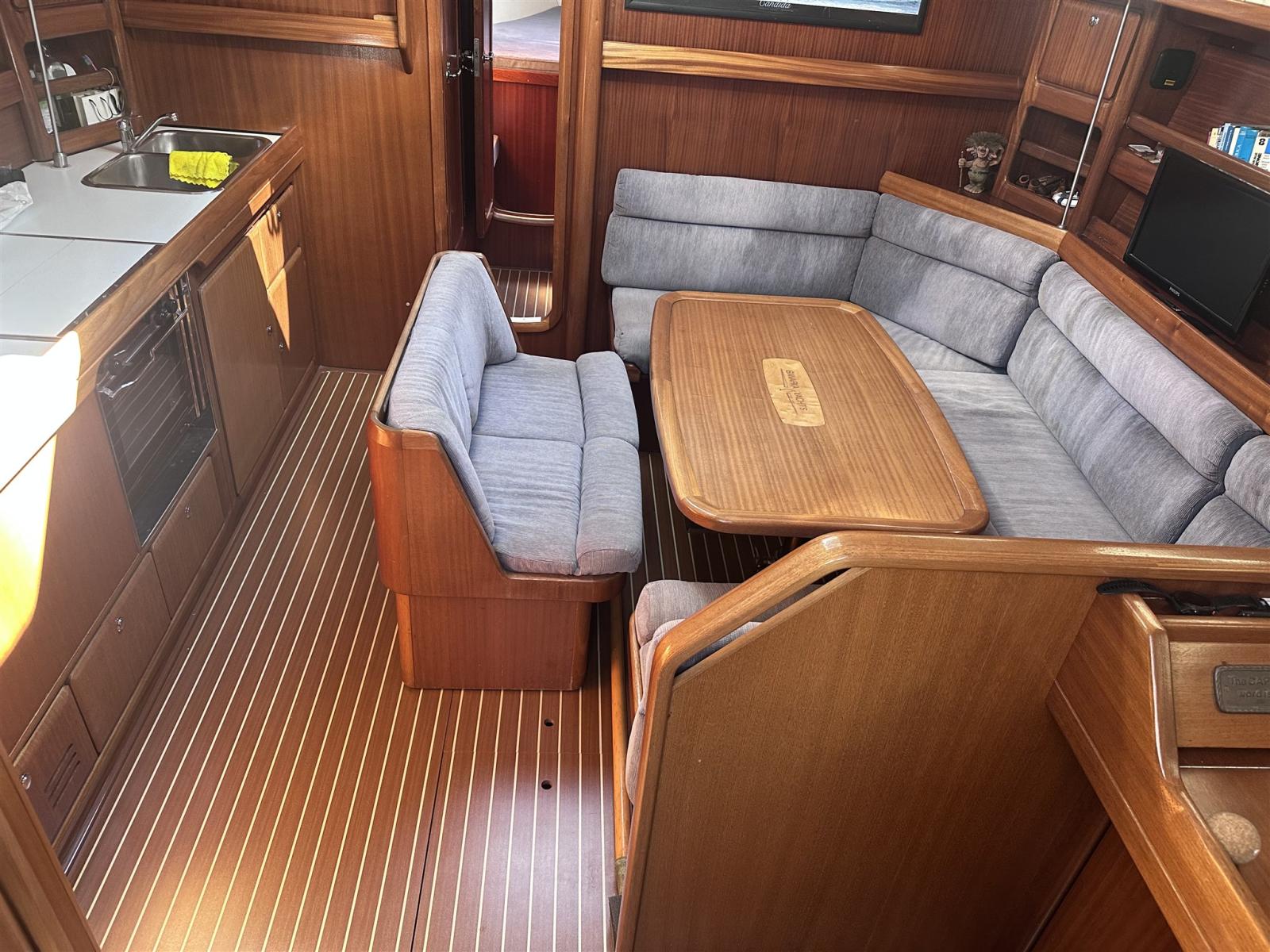 bavaria yachts Bavaria 42