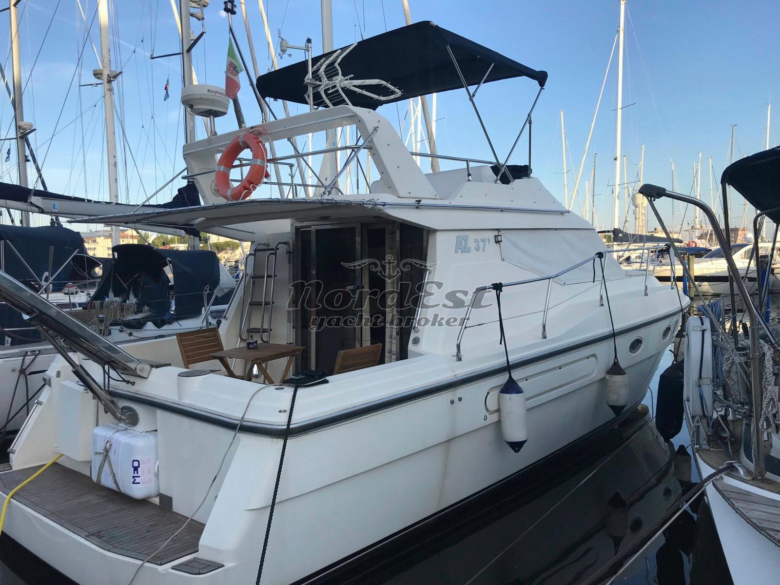 azimut 37 fly