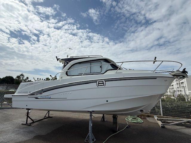 beneteau Antares 8 ob v2