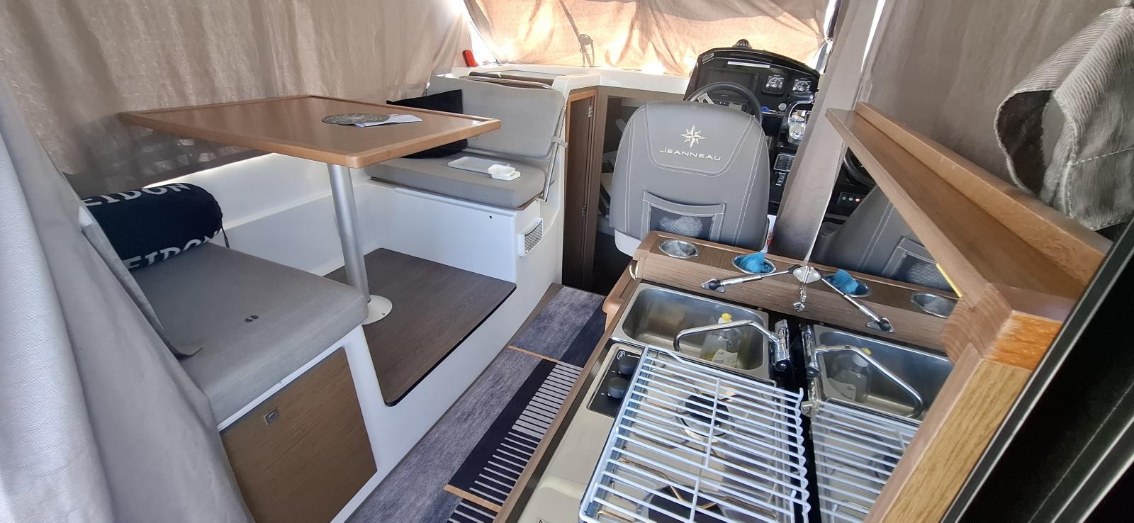 jeanneau Merry fisher 895