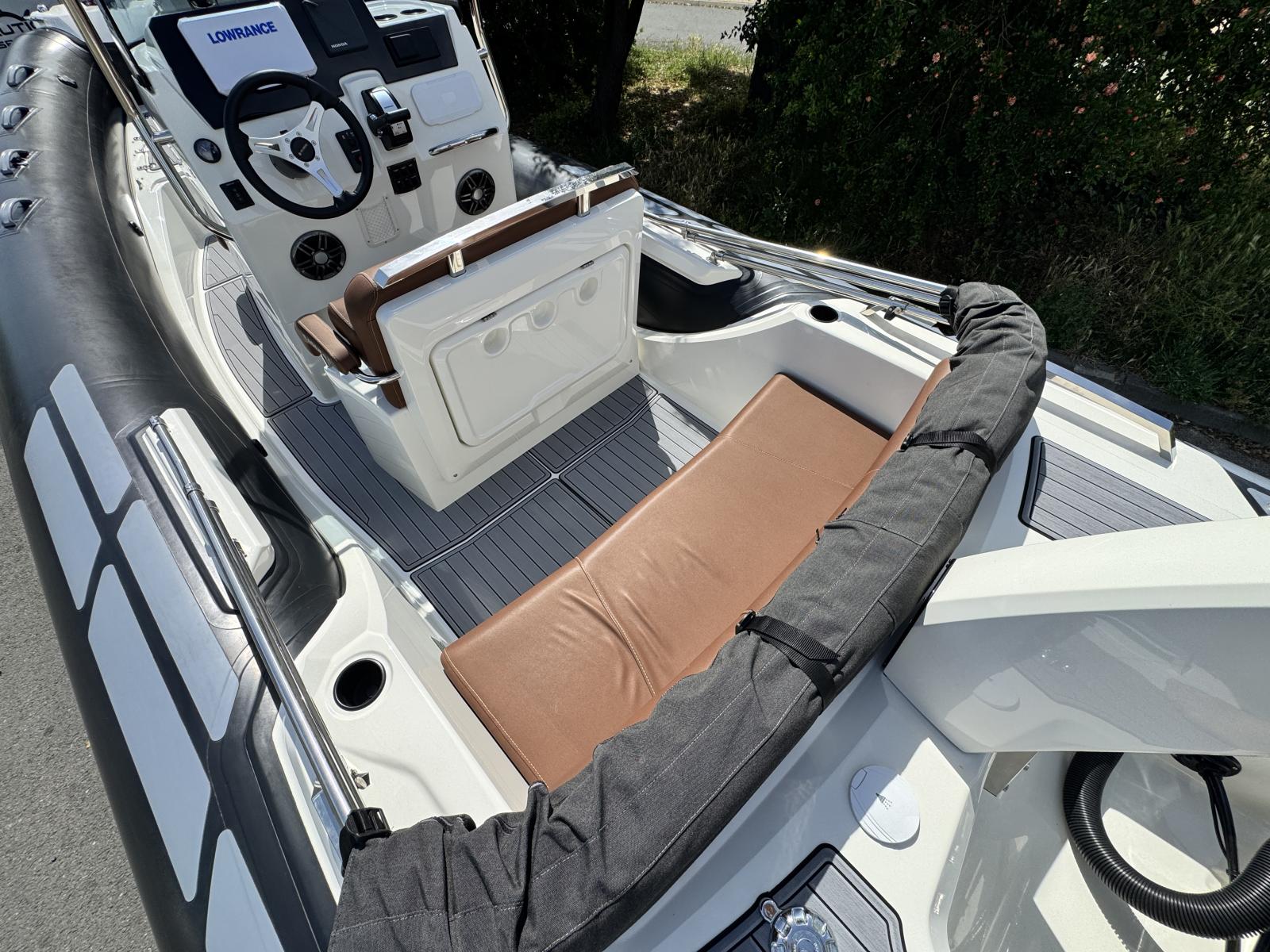 brig Eagle 6.7 hypalon