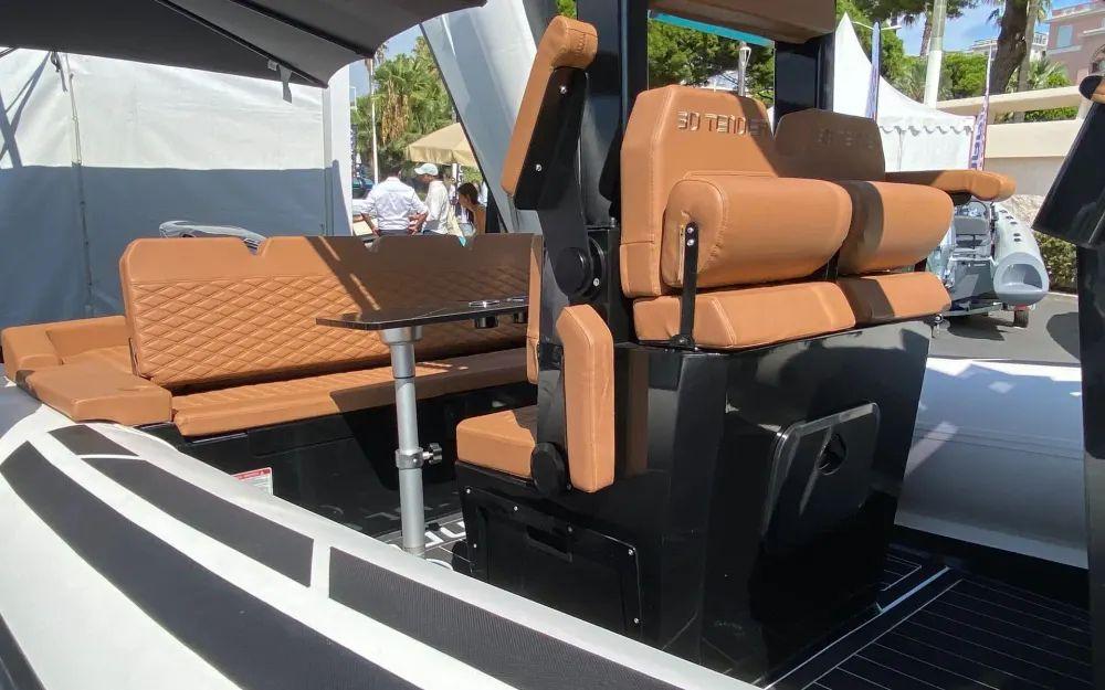 3d tender Odyssey 635