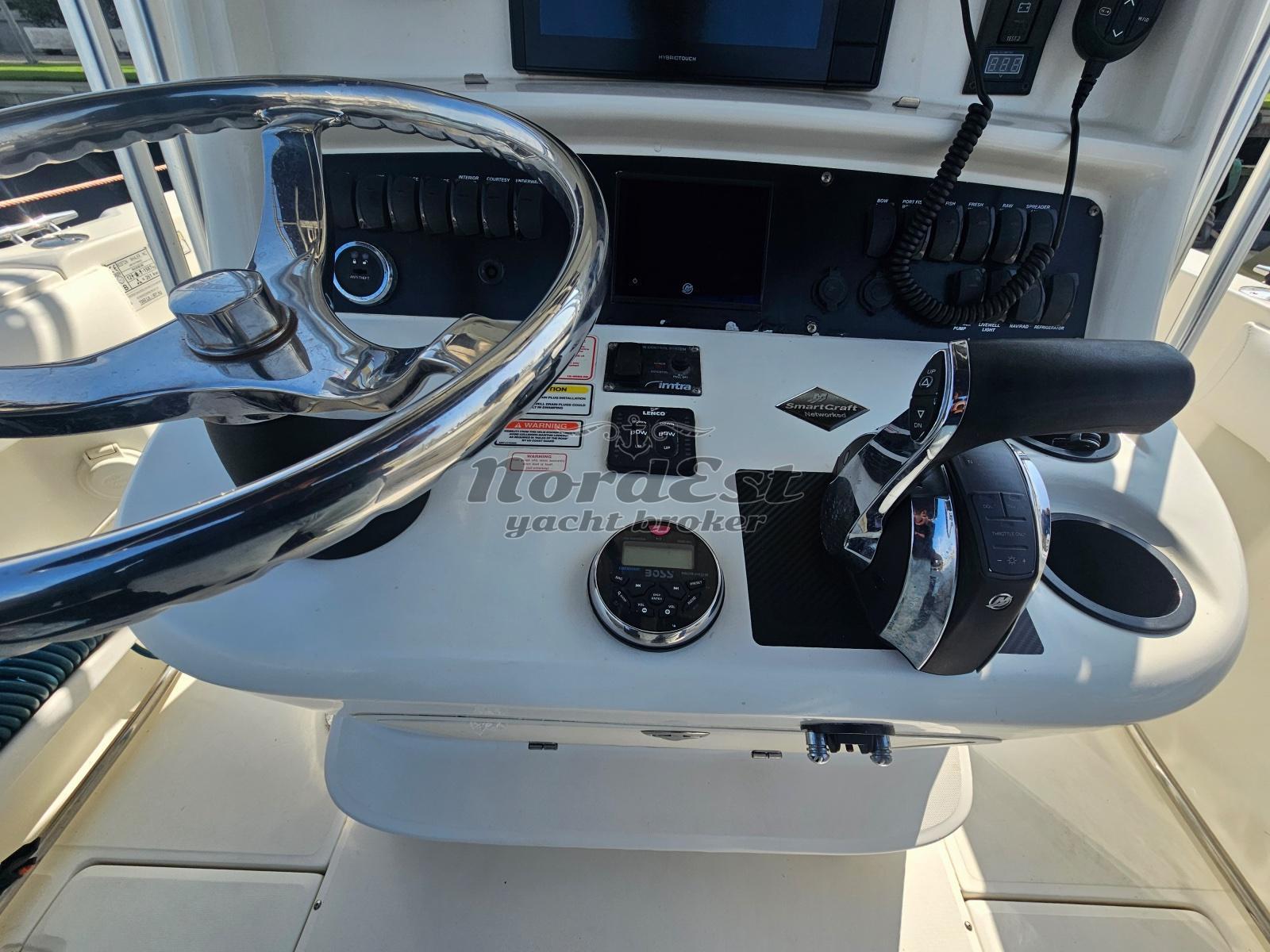 boston whaler 240 outrage