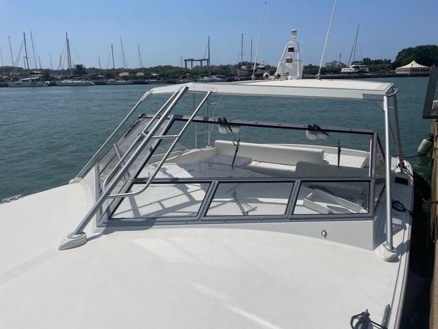 magnum marine Magnum 35 hard top