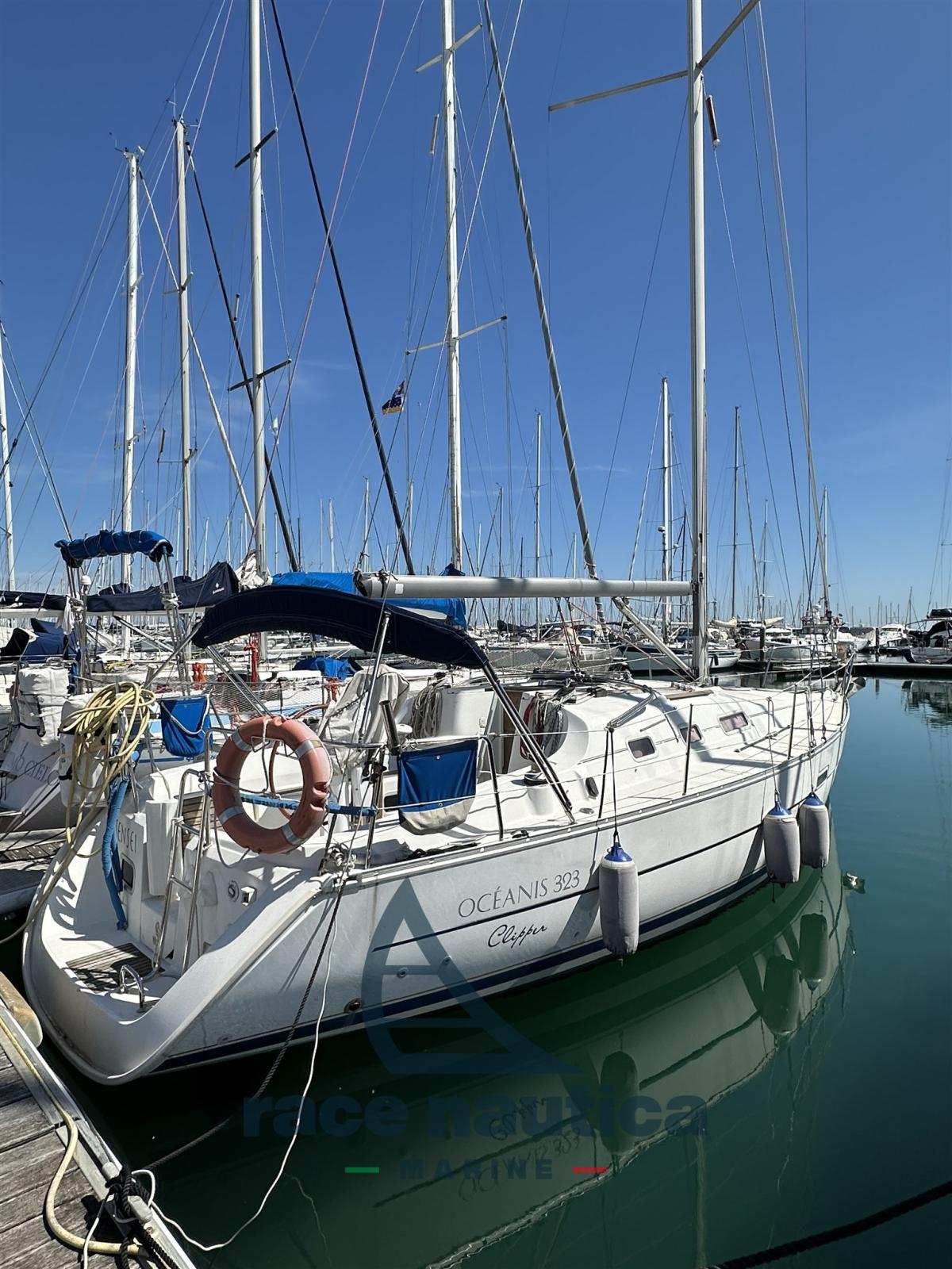 beneteau Oceanis 323