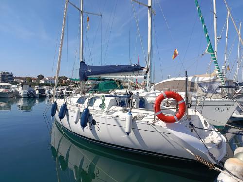 Beneteau first 32s5