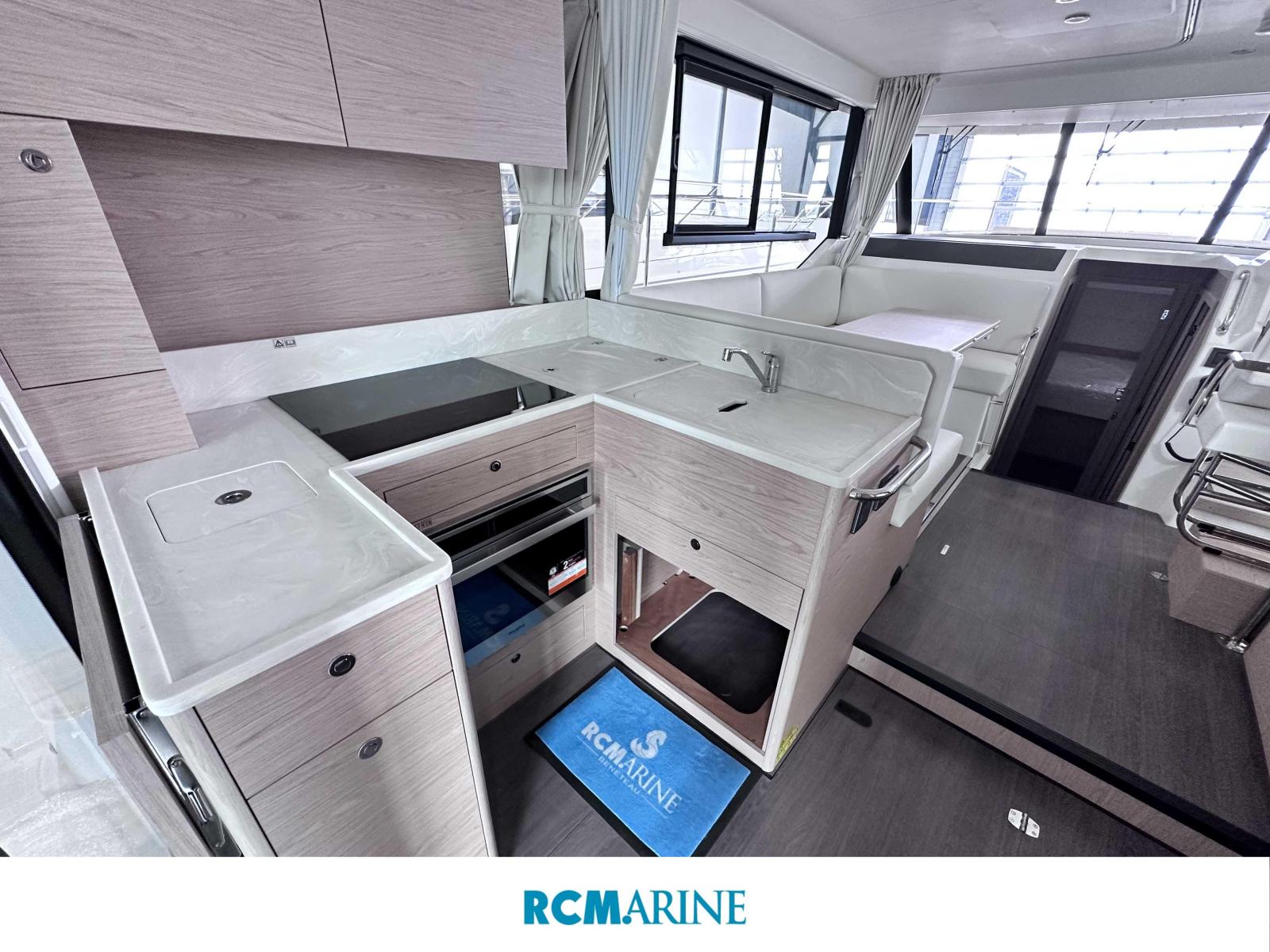 beneteau Swift trawler 41 fly