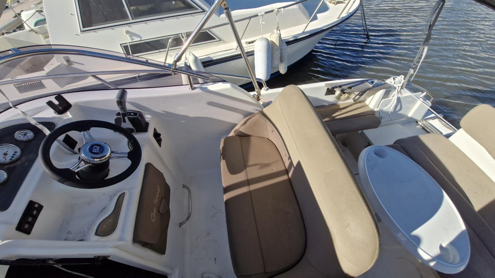 b2 marine Cap ferret 752 dc