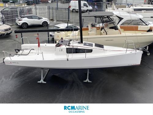 Beneteau first 24