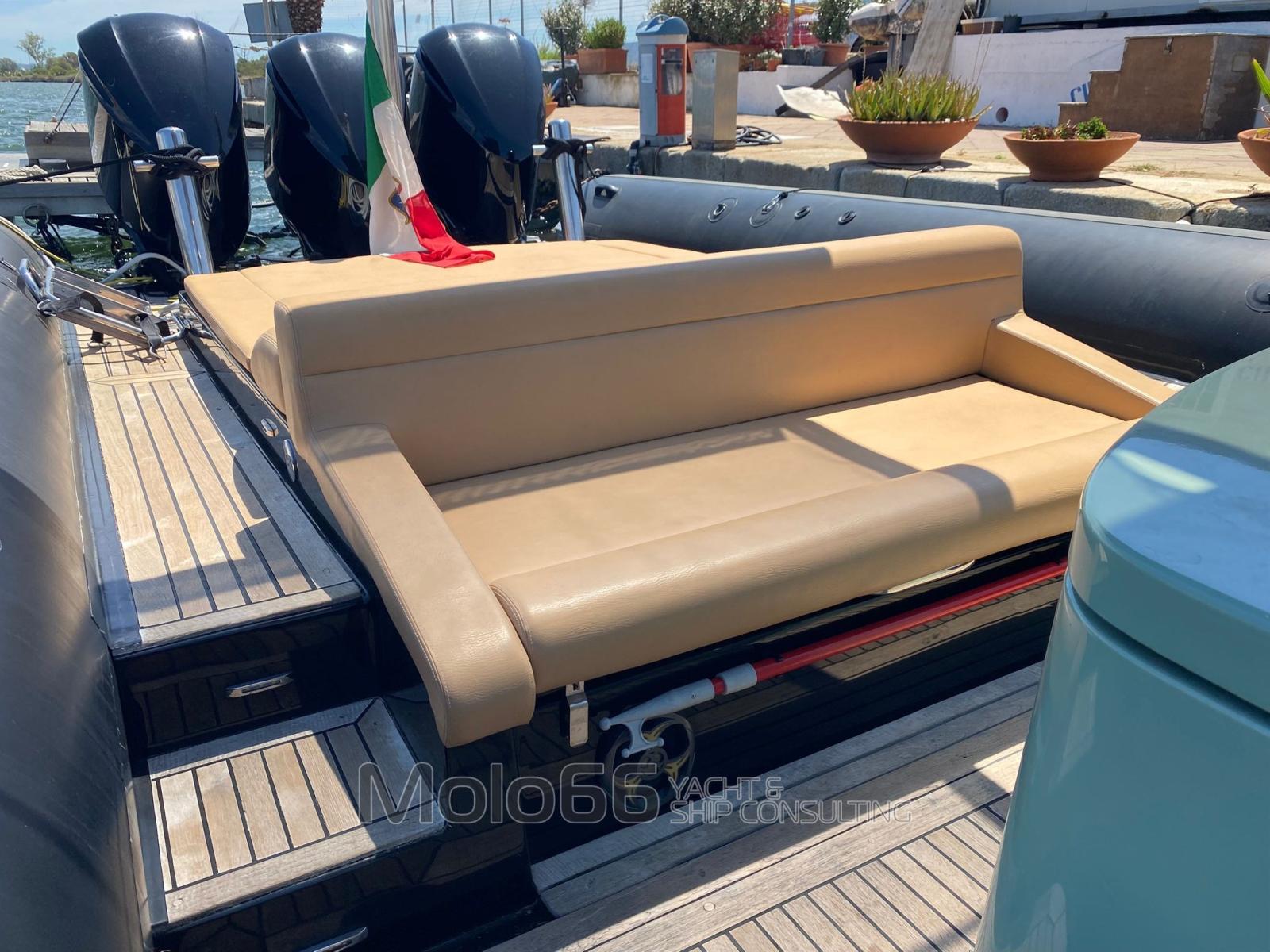 sea water Convertible 410