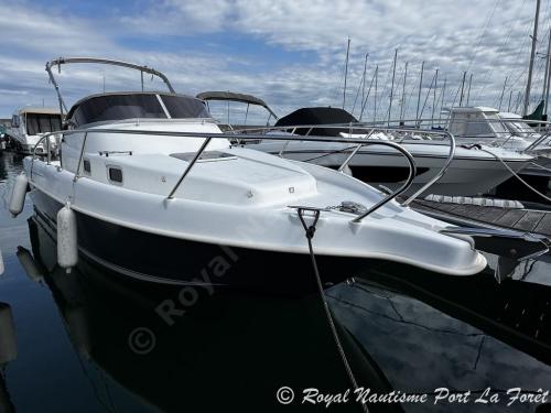 B2 marine cap ferret 752 cruiser