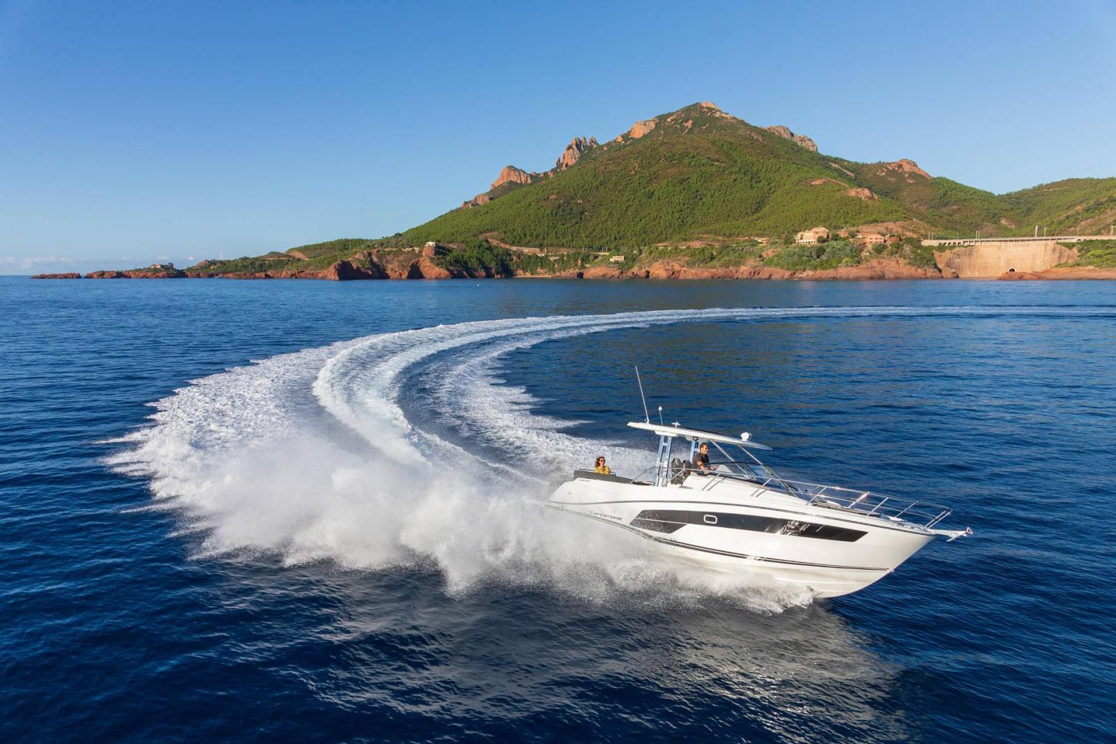 jeanneau Cap camart 10.5 wa