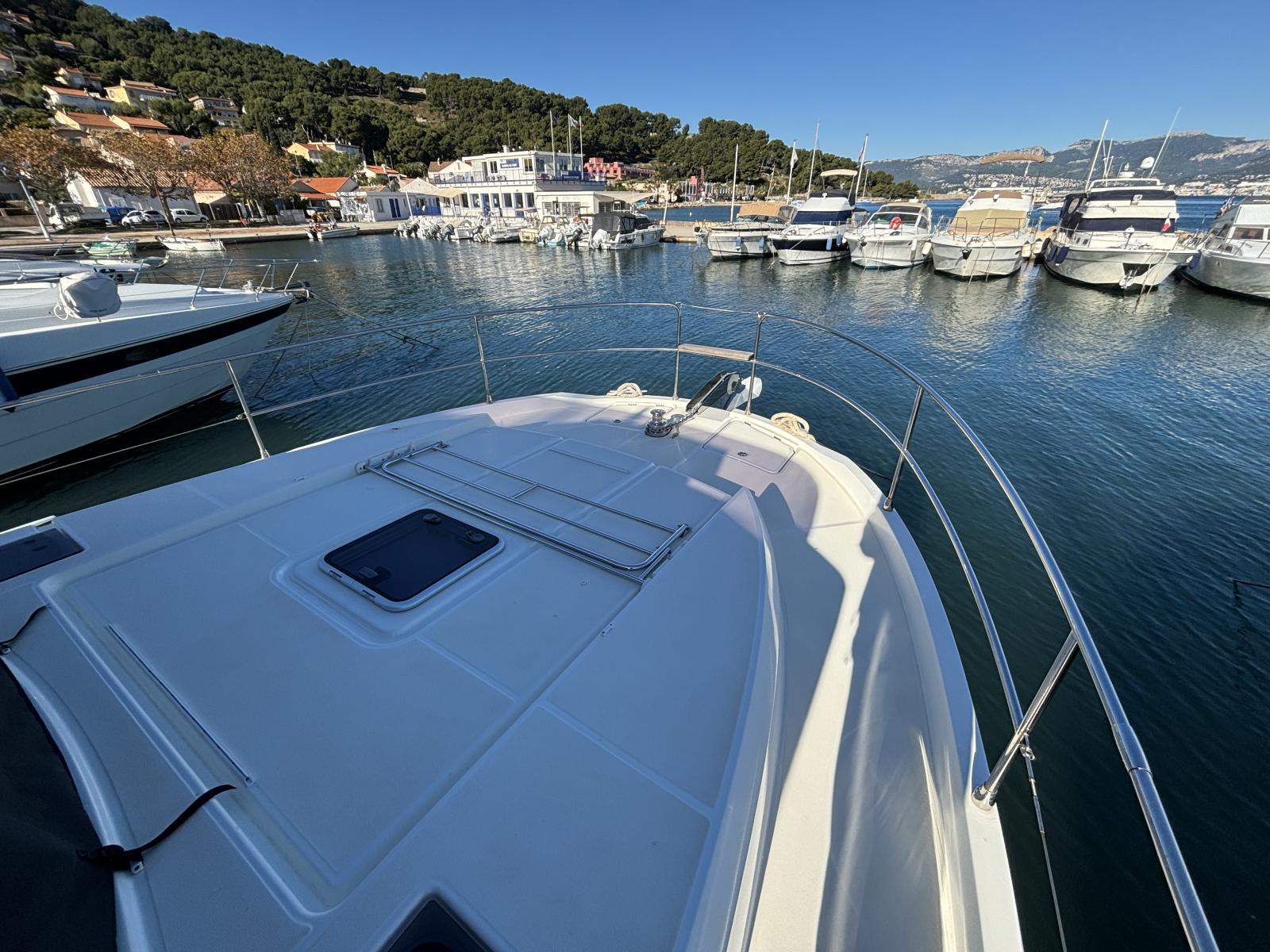 beneteau Swift trawler 41 fly