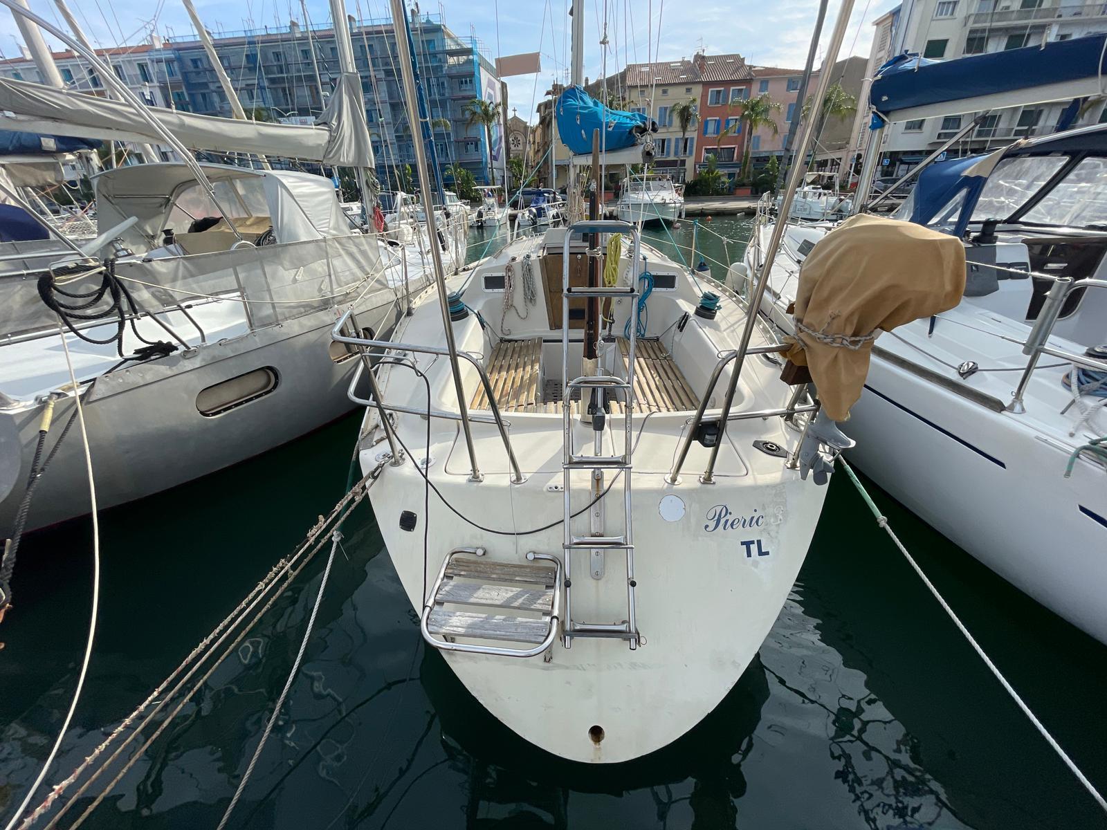 beneteau First 32