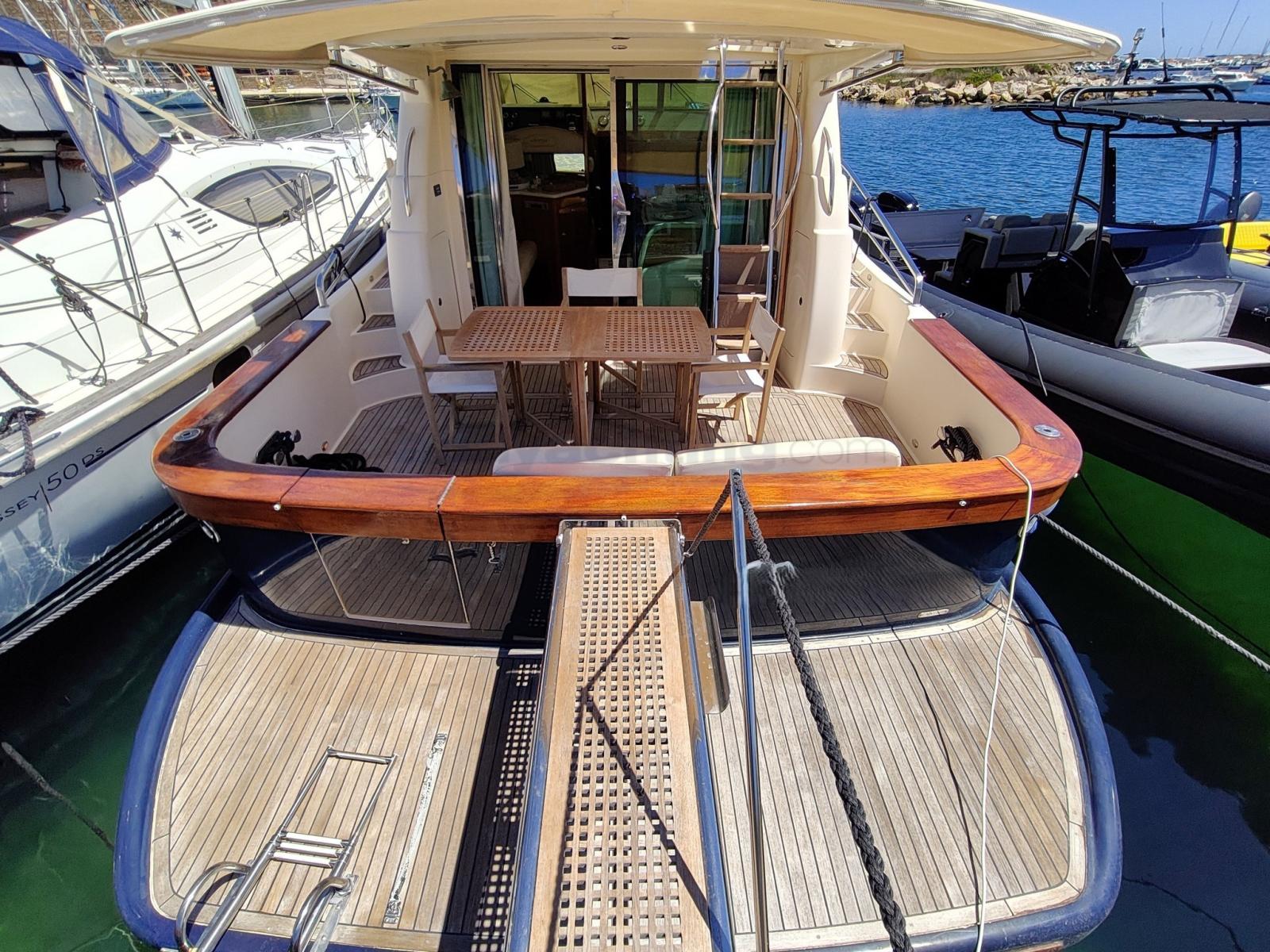 portofino marine Portofino 47 fly