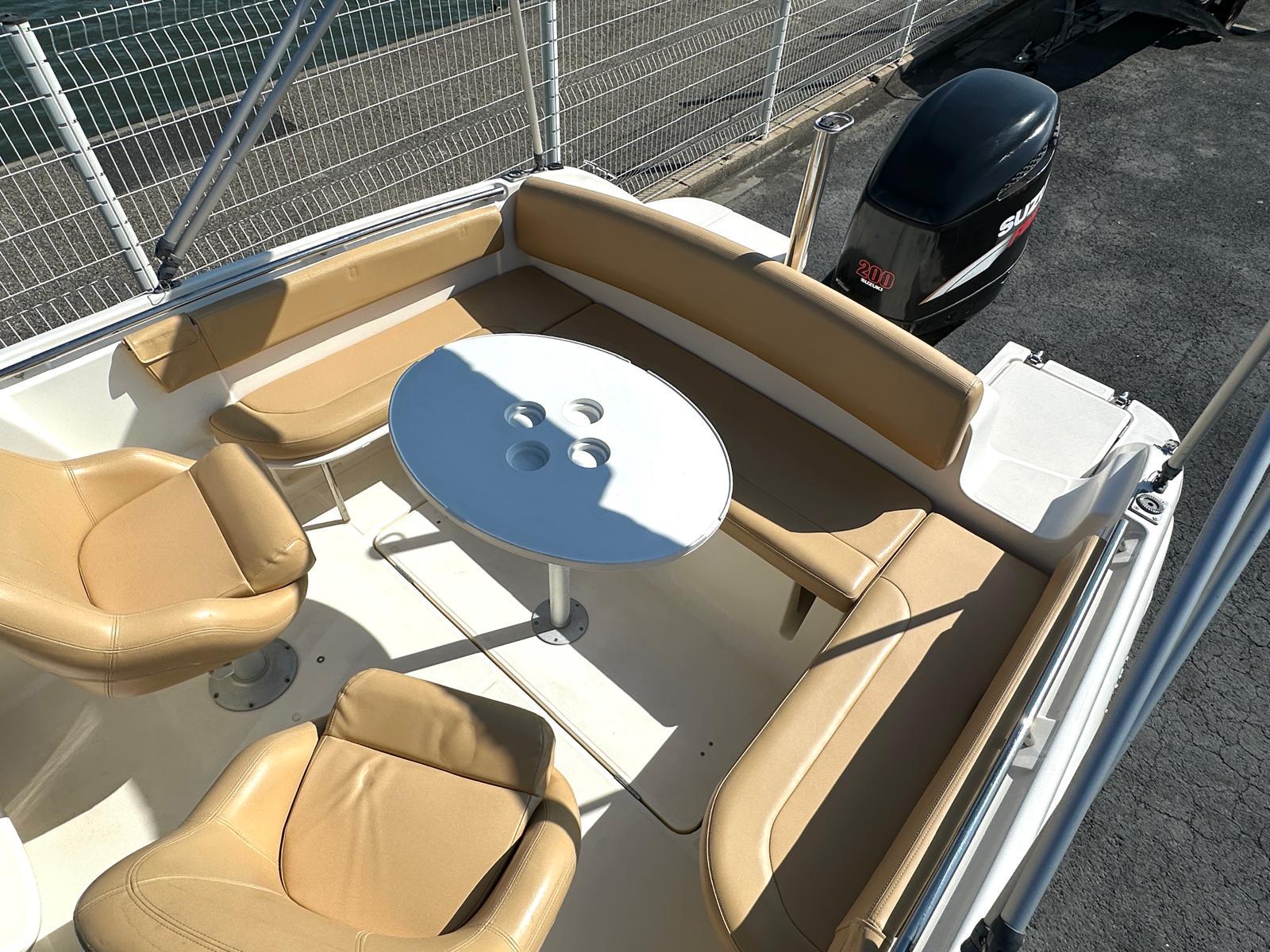 jeanneau Cap camarat 715 wa