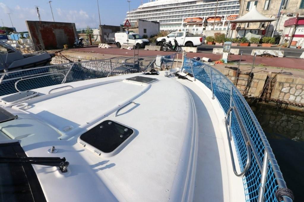 tiara yachts 4300 sovran
