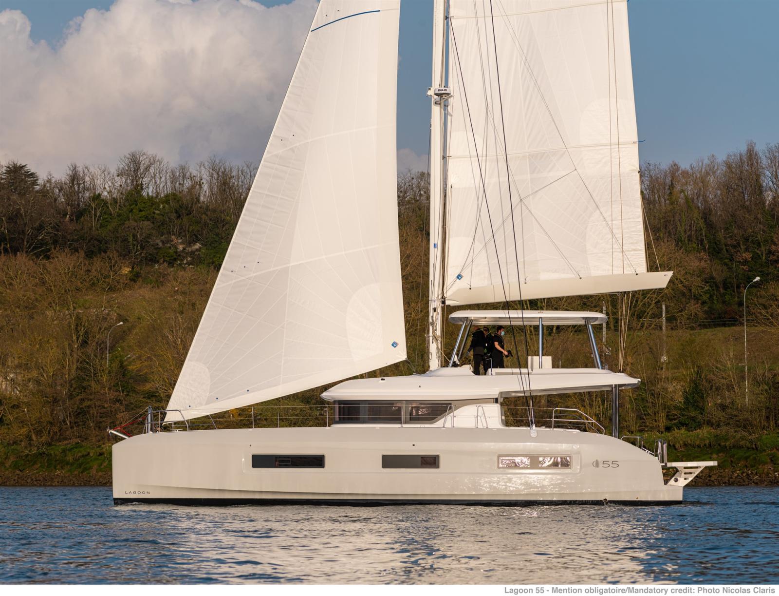 lagoon 55