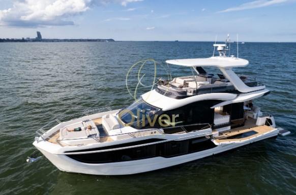 galeon 560 fly