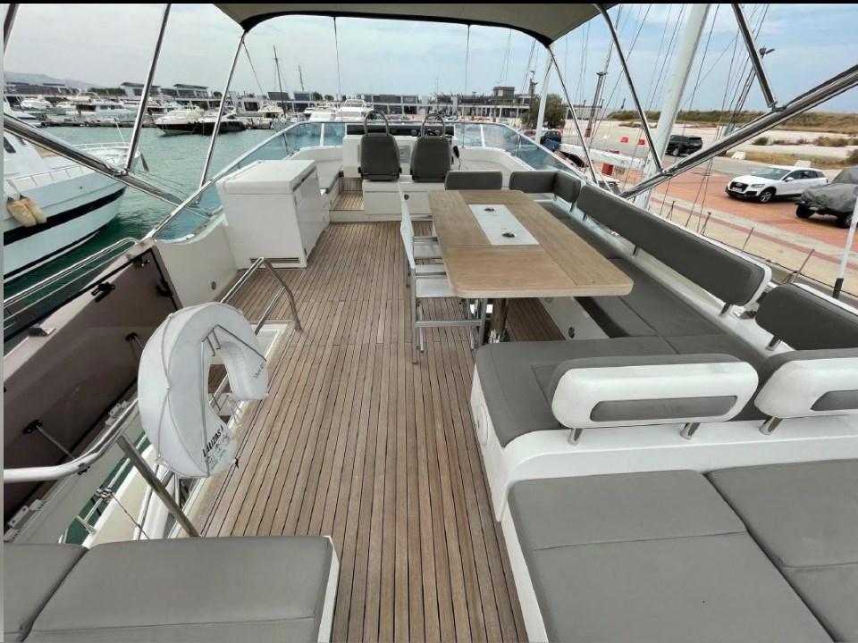 fairline Squadron 65