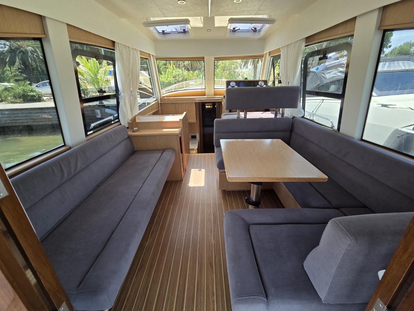 sasga yachts 42 hard top