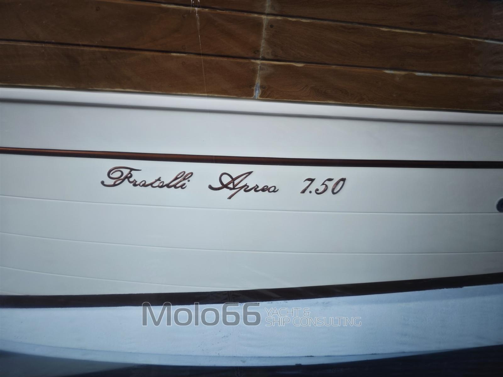 fratelli aprea Sorrento 7.50 semicabinato