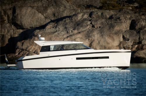 Delta powerboats 33 coupé