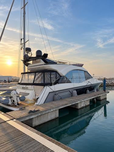 Beneteau monte carlo 52 fly