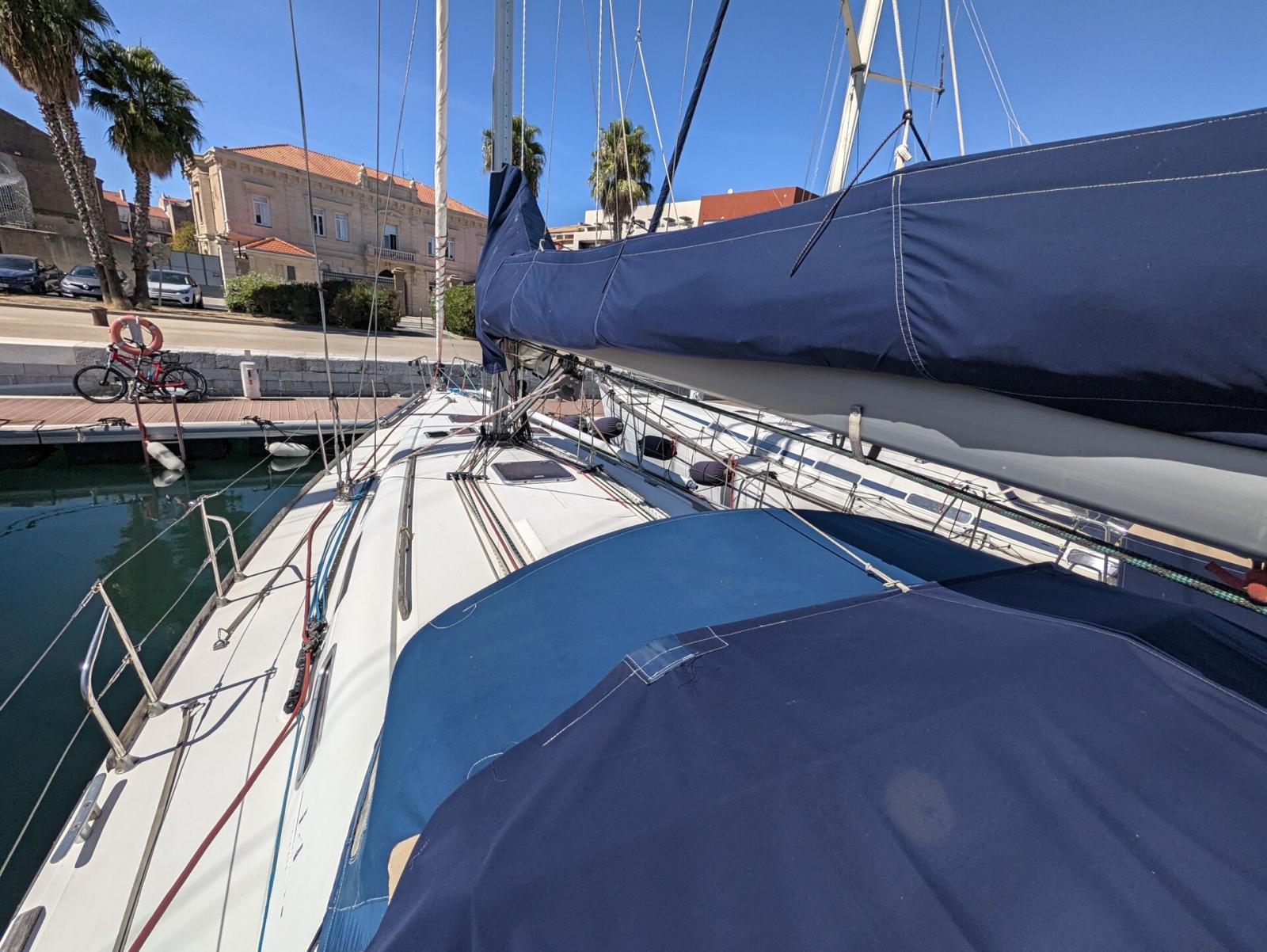 dufour 44 performance